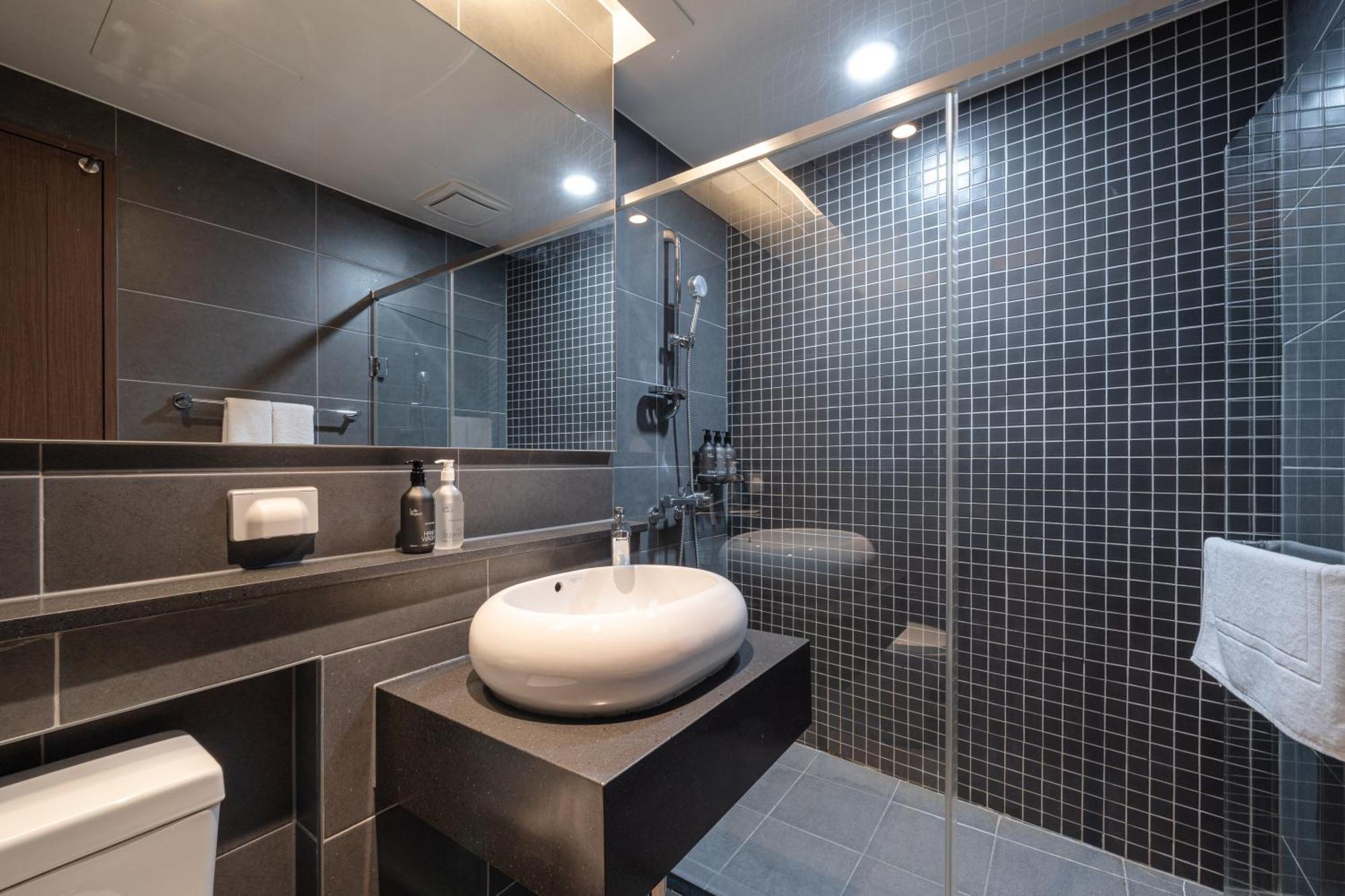 Urbanstay Haeundae Station Пусан Екстер'єр фото
