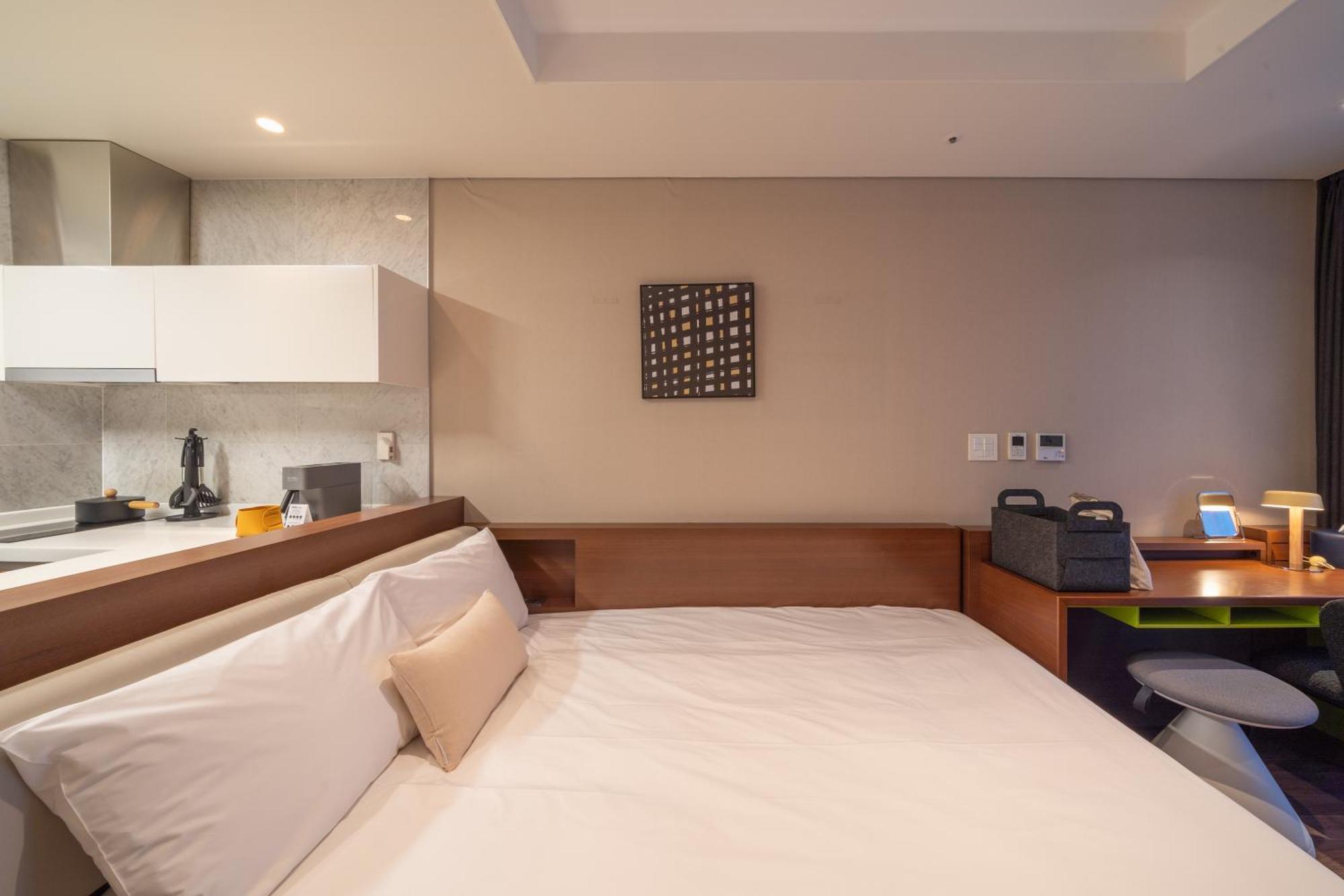 Urbanstay Haeundae Station Пусан Екстер'єр фото